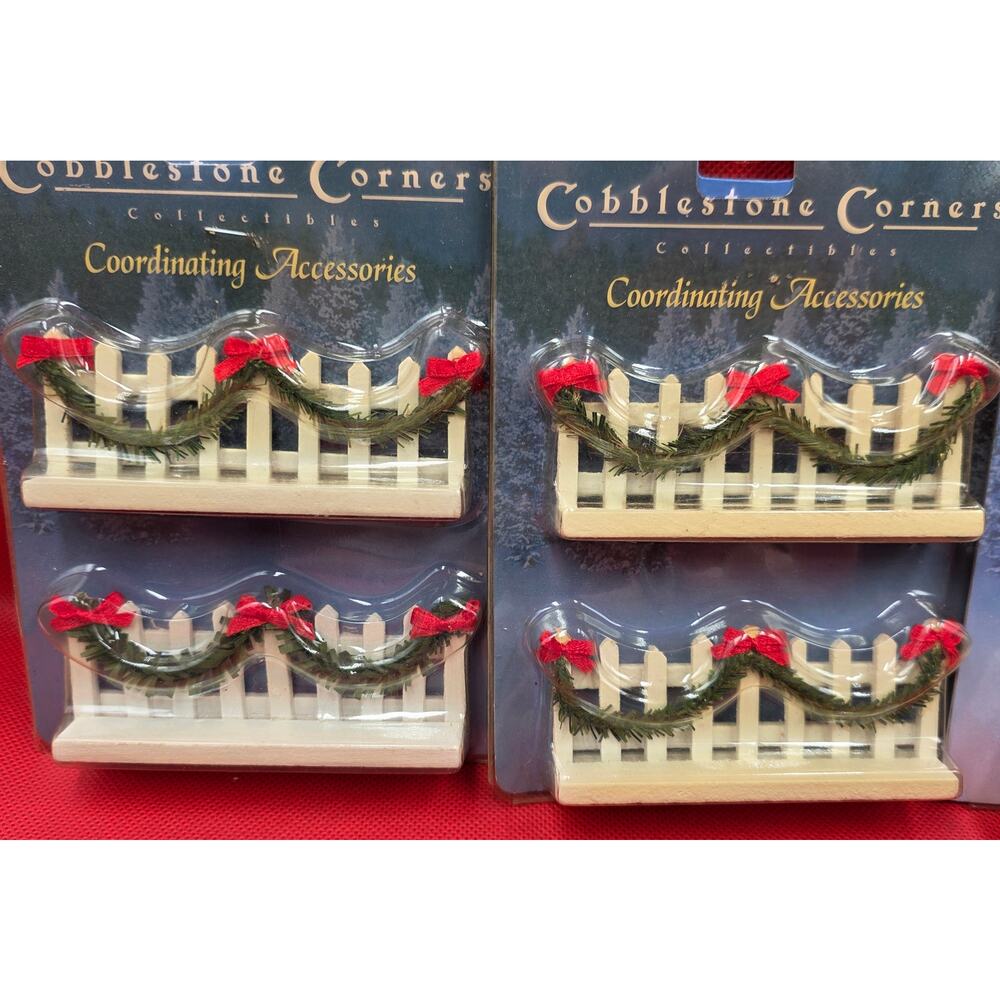 6 Cobblestone Corners Coordinating Accessories‎ Fencing Wreaths Lighted Posts - Picture 3 of 6